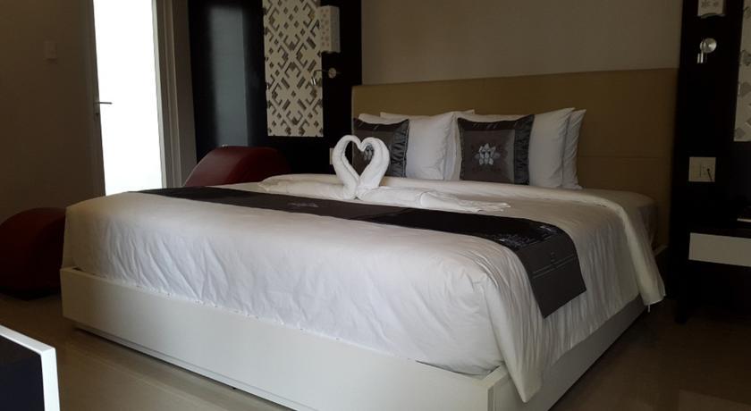 Hình ảnh phòng Deluxe Double Room With Pool View