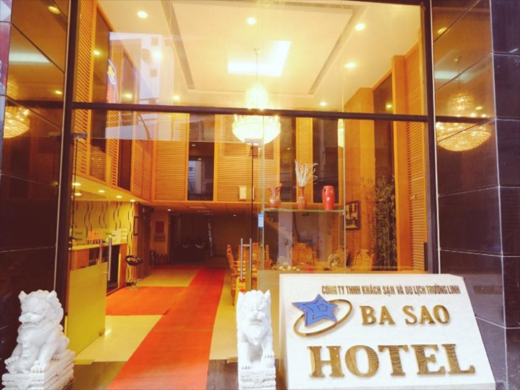 Khách sạn Ba Sao (Ba Sao Hotel)