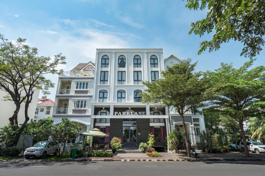 Khách sạn Parklane Nam Sài Gòn (Parklane Hotel Saigon South)