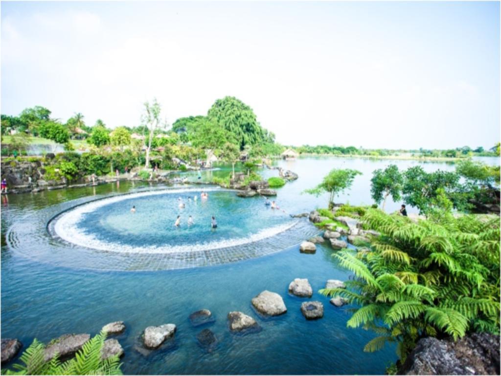 Khu nghỉ dưỡng công viên Suối Mơ (Suoi Mo Park Resort)