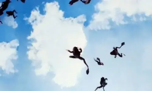 10-most-strange-things-from-the-sky-falling