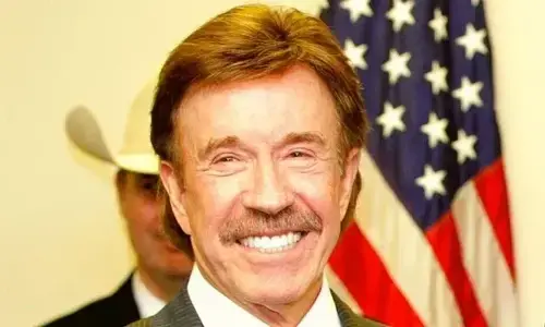 100-truth-about-chuck-norris