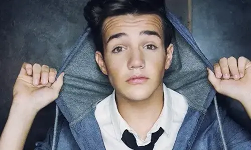 40 facts about Aaron Carpenter