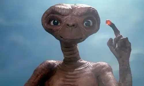 7 extraordinary truth about E.T.