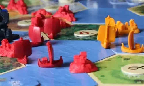 the-brief-history-of-catan-settlers