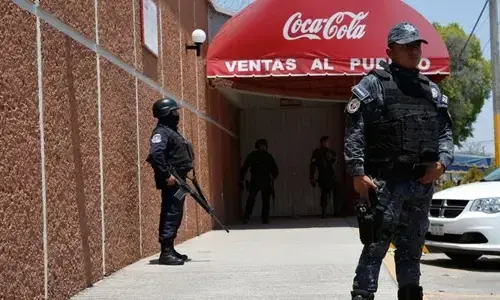 10-is-crazy-about-cocacola