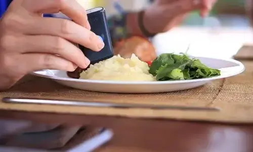 5-ways-technology-improves-our-eating-experience