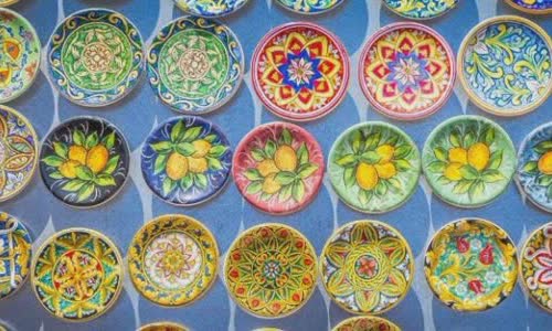 Magic history of fridge magnets