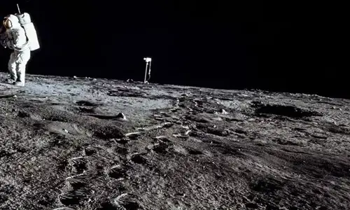 moon-landing-hoax-5-popular-legends-revealed