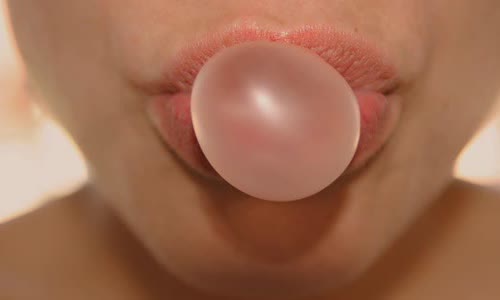 the-difference-between-gum-and-bubble-gum