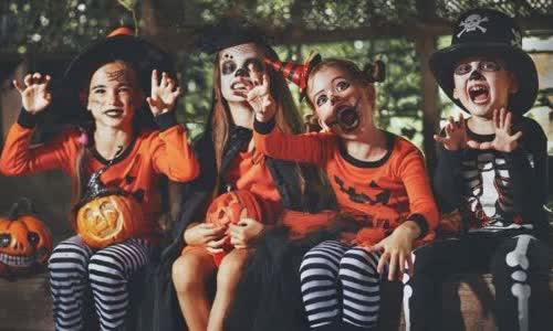 100-really-obsessed-halloween