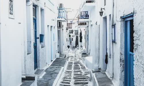 30-wackys-truth-about-greece