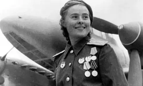Shadow witches of the Soviet Union - Female bomber pilot in World War II