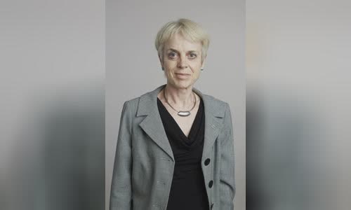 Annette Dolphin
