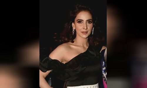 Saba Qamar