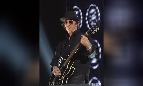 Izzy Stradlin