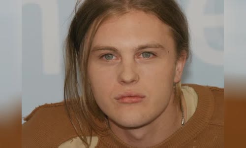 Michael Pitt