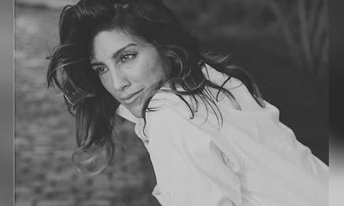 Jennifer Esposito
