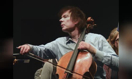 Julian Lloyd Webber
