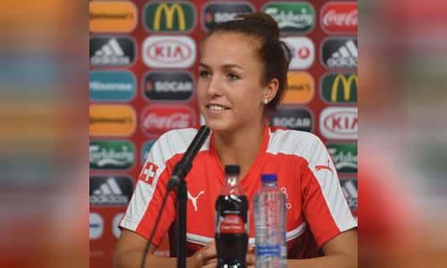 Lia Wälti
