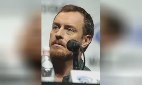 Toby Stephens