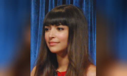 Hannah Simone