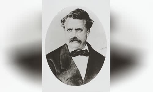 Louis Vuitton (designer)