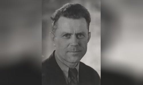 Aksel Larsen
