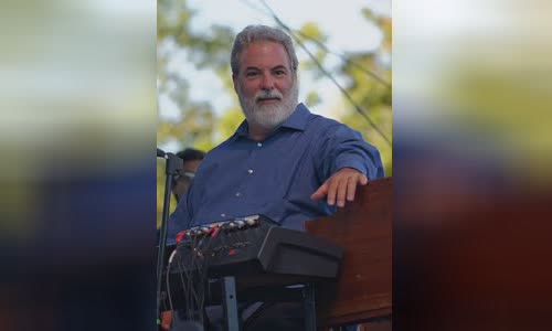 Dennis Drew