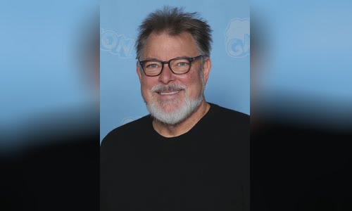 Jonathan Frakes