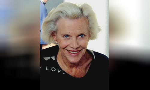 Honor Blackman
