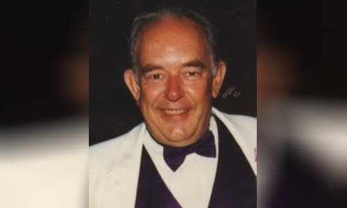 Robin Leach