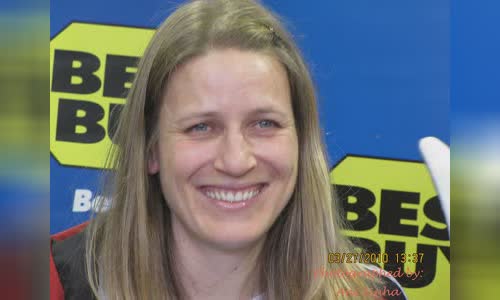 Kristina Groves