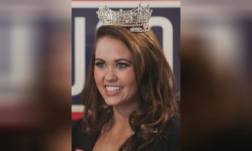 Cara Mund