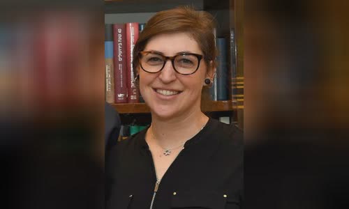 Mayim Bialik