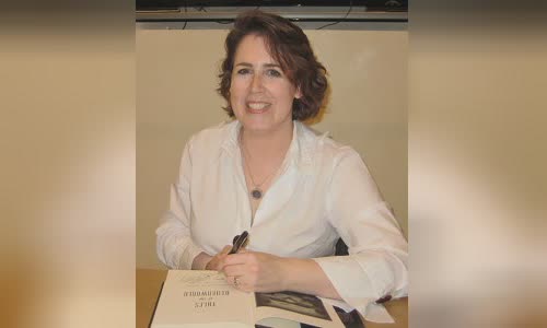 Kelley Armstrong