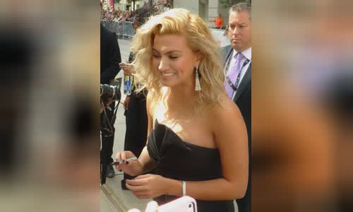 Tori Kelly