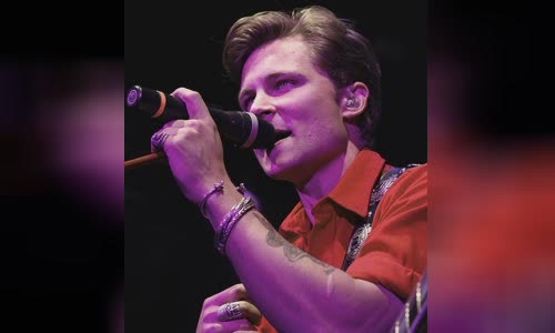 Frankie Ballard
