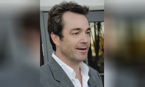 Jon Tenney