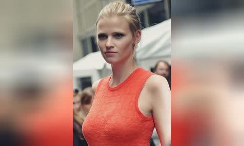 Lara Stone