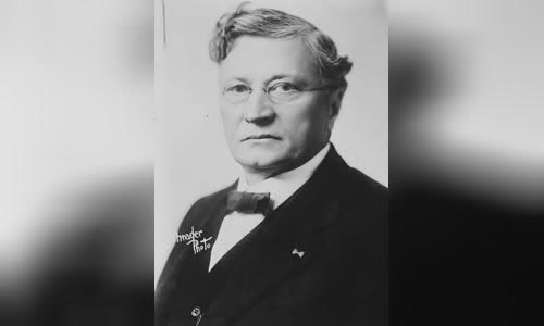 Thomas Chipman McRae
