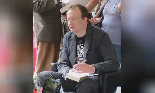 Robert Muchamore