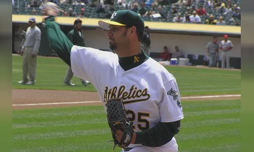 Esteban Loaiza