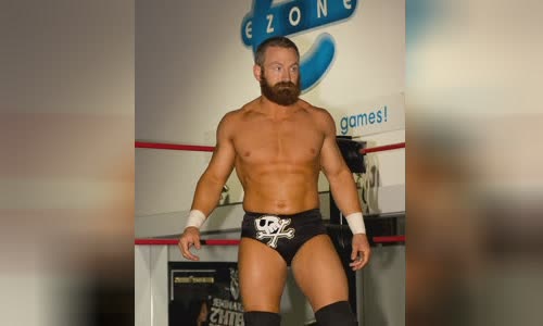 Matt Cross (wrestler)