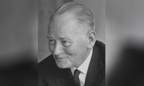 Dirk Stikker