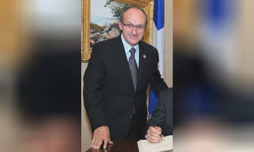 Yvon Vallières