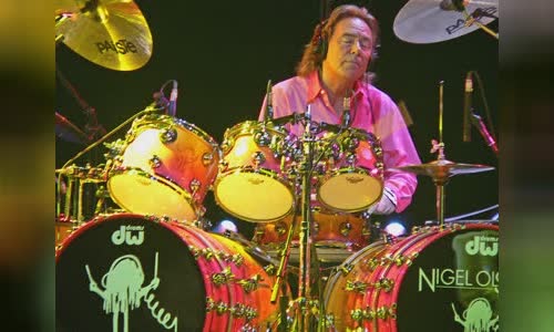 Nigel Olsson