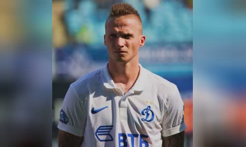 Alexander Büttner