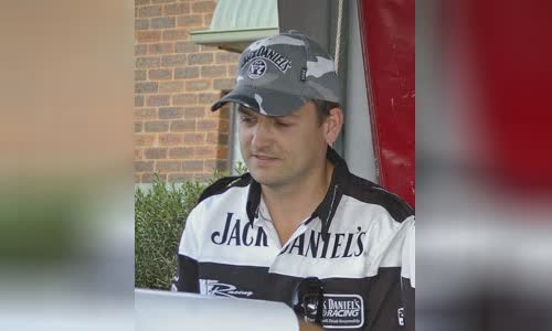Ben Collins (racing driver)