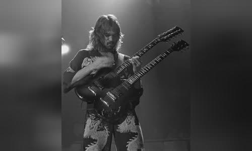 Roger Fisher (guitarist)
